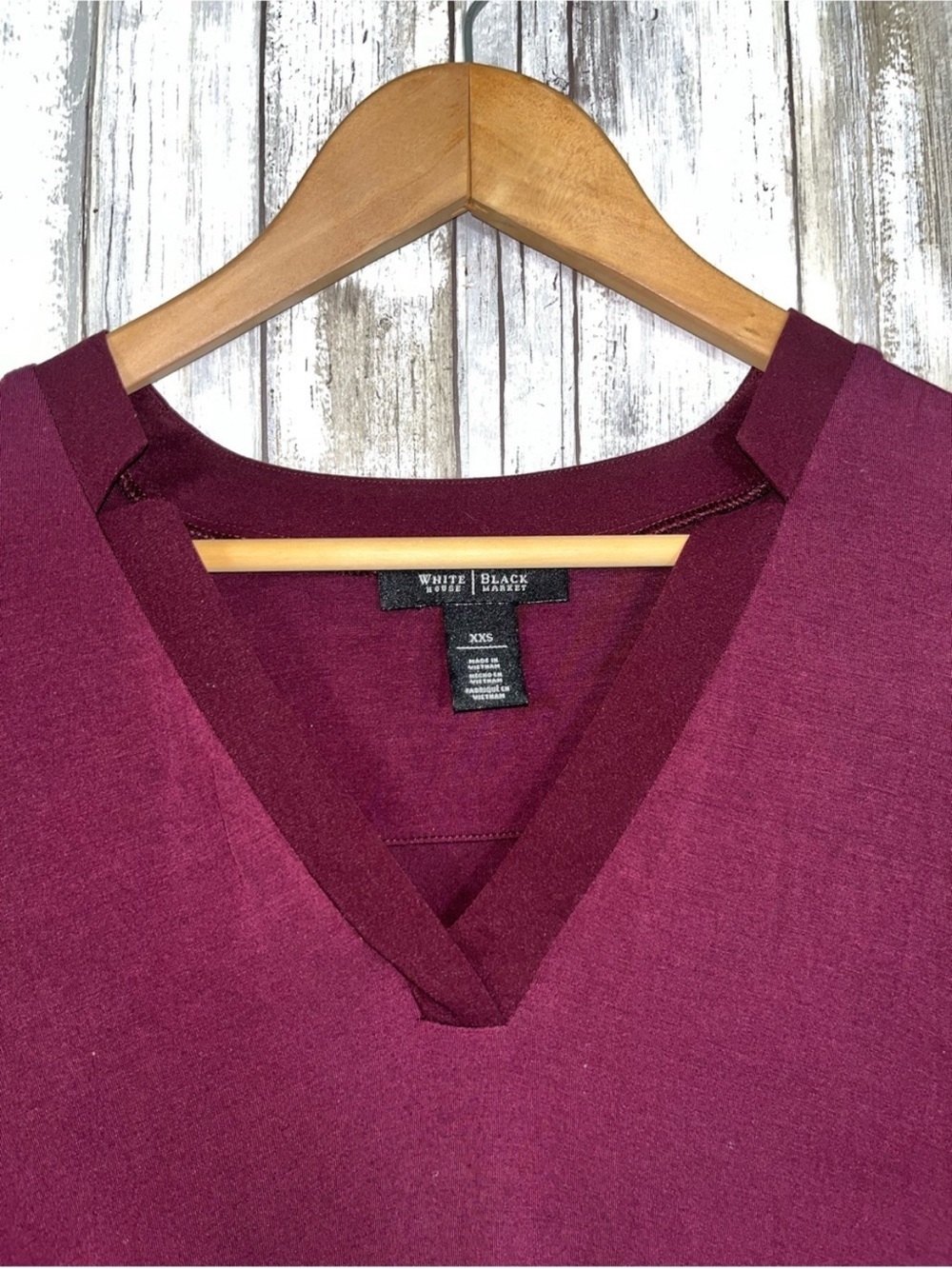 White House Black Market Burgundy V Neck Top XXS Asymmetrical Hem Stretch Blouse - Picture 2 of 6